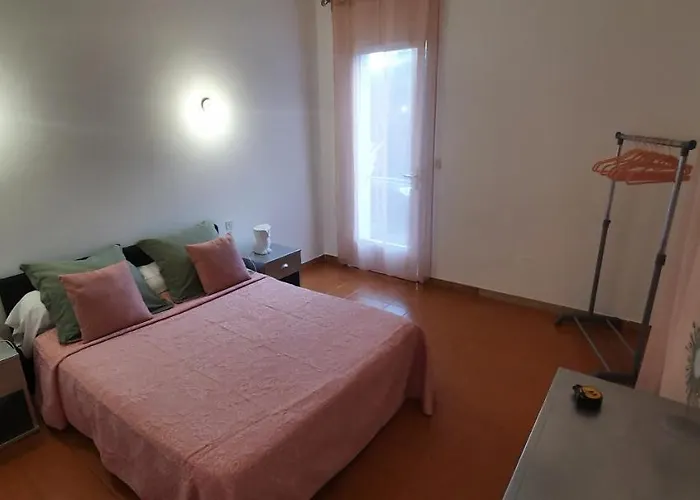 Chez Isabelle Frühstückspension Luri