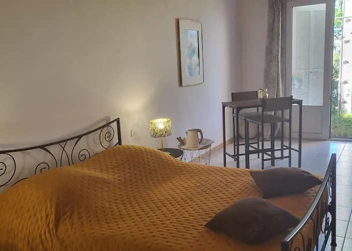 Chez Isabelle Luri